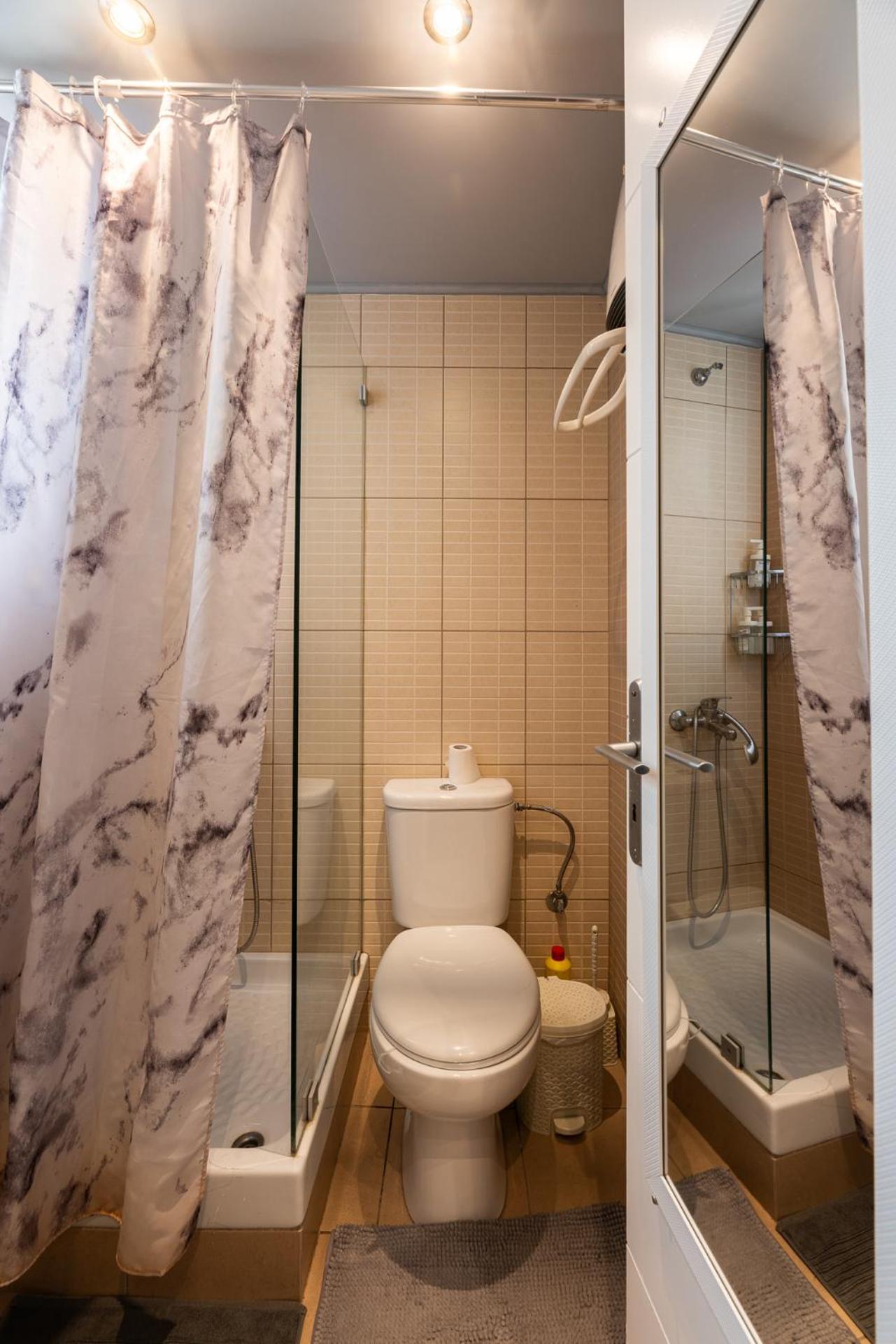 Tiny Apartment In The Centre Of Atény Exteriér fotografie